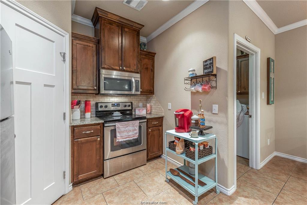 3607 Haverford Road College Station, TX 77845 - Photo 9 of 24