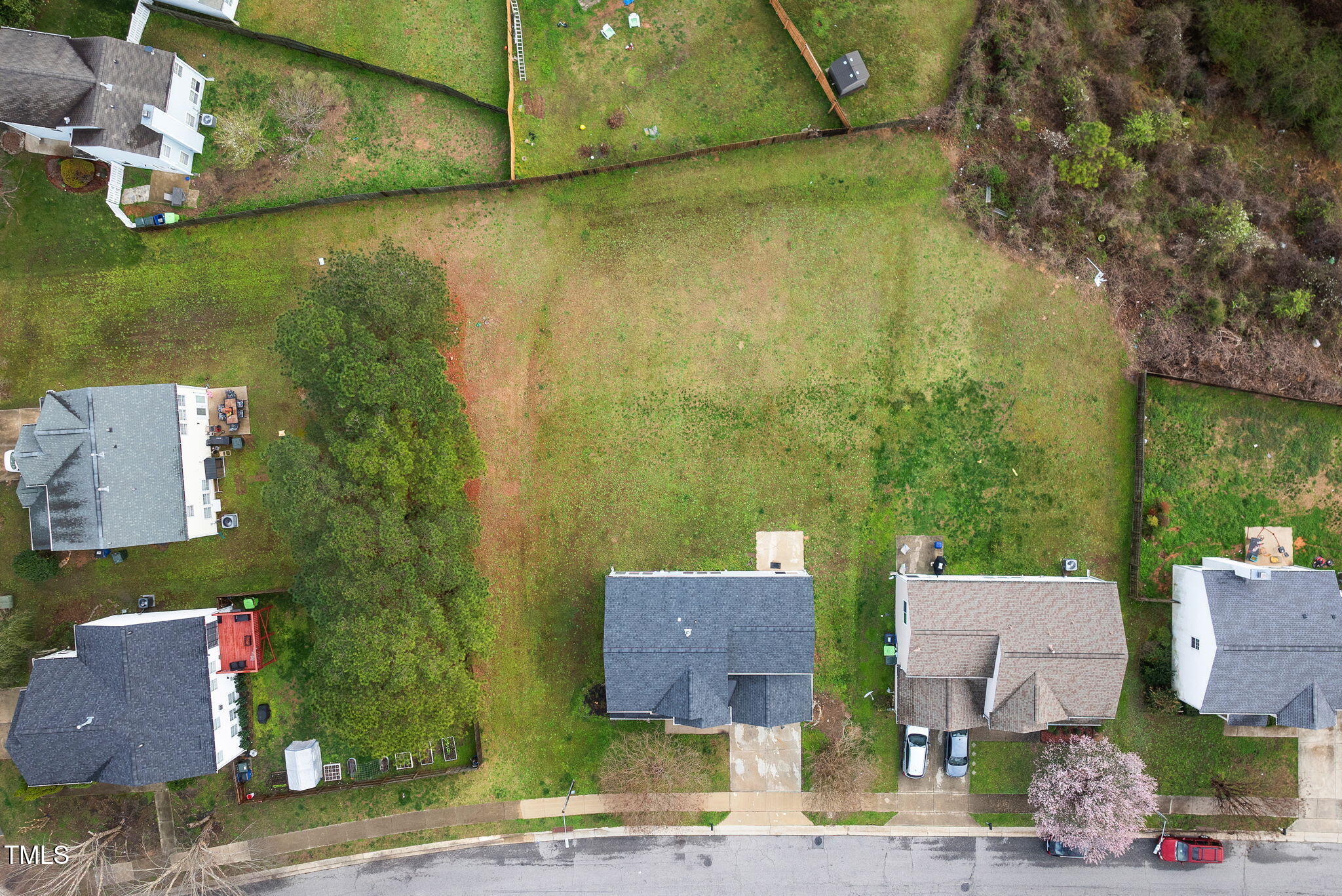 3105 Marshlane Way Raleigh, NC 27610 - Photo 9 of 49 9-web-or-mls-DJI_0092