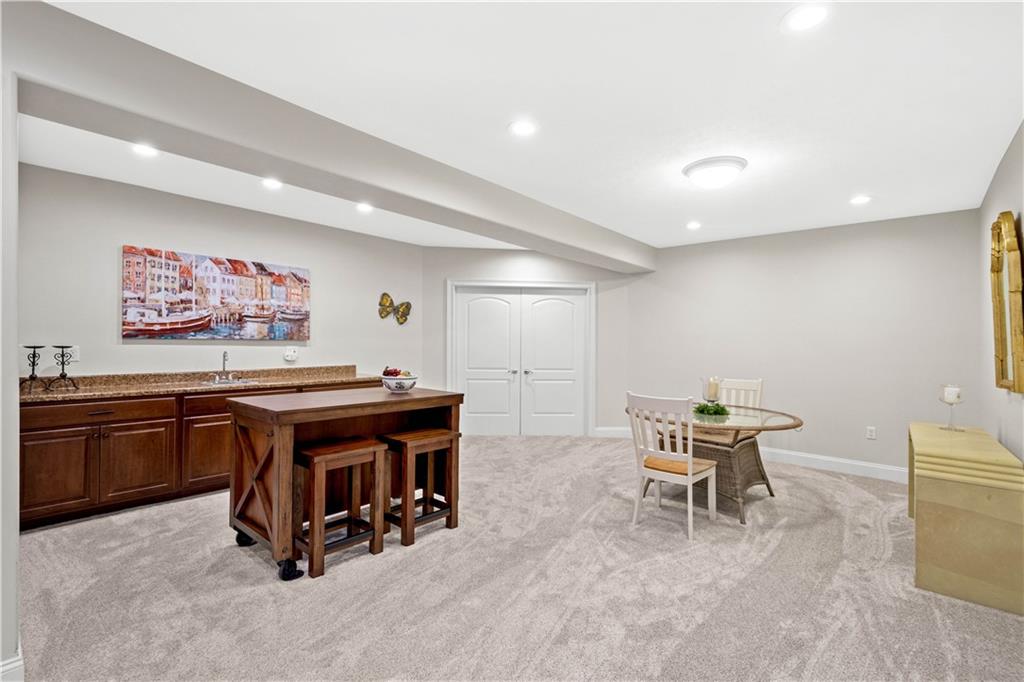 247 Whetherburn Drive Wexford, PA 15090 - Photo 18 of 25 a room with furniture and a rug