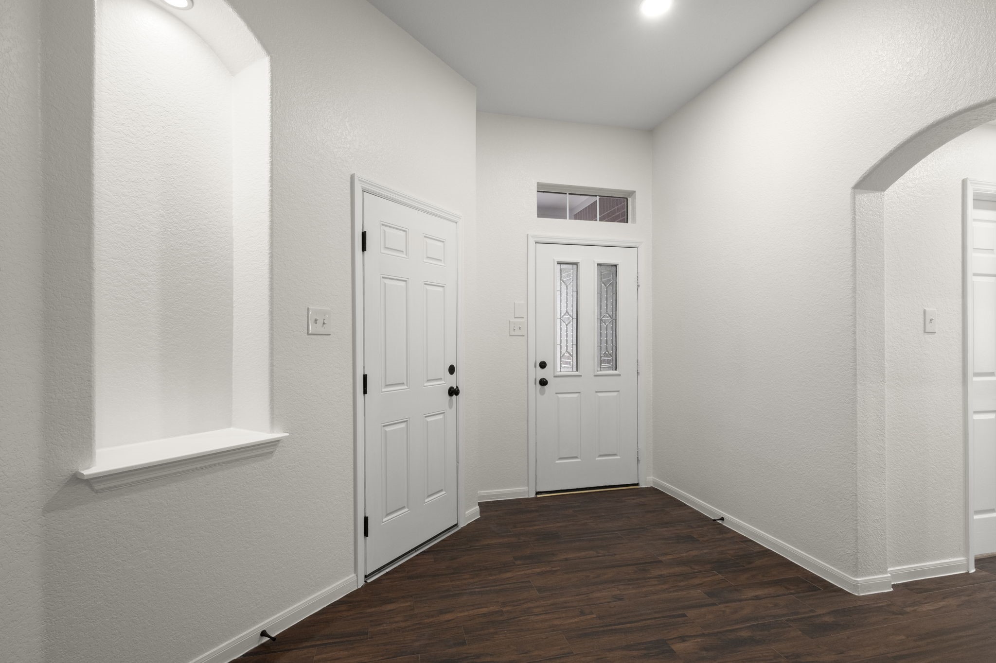 34 South Rambling Ridge Place Conroe, TX 77385 - Photo 4 of 28 Gallery Image 4