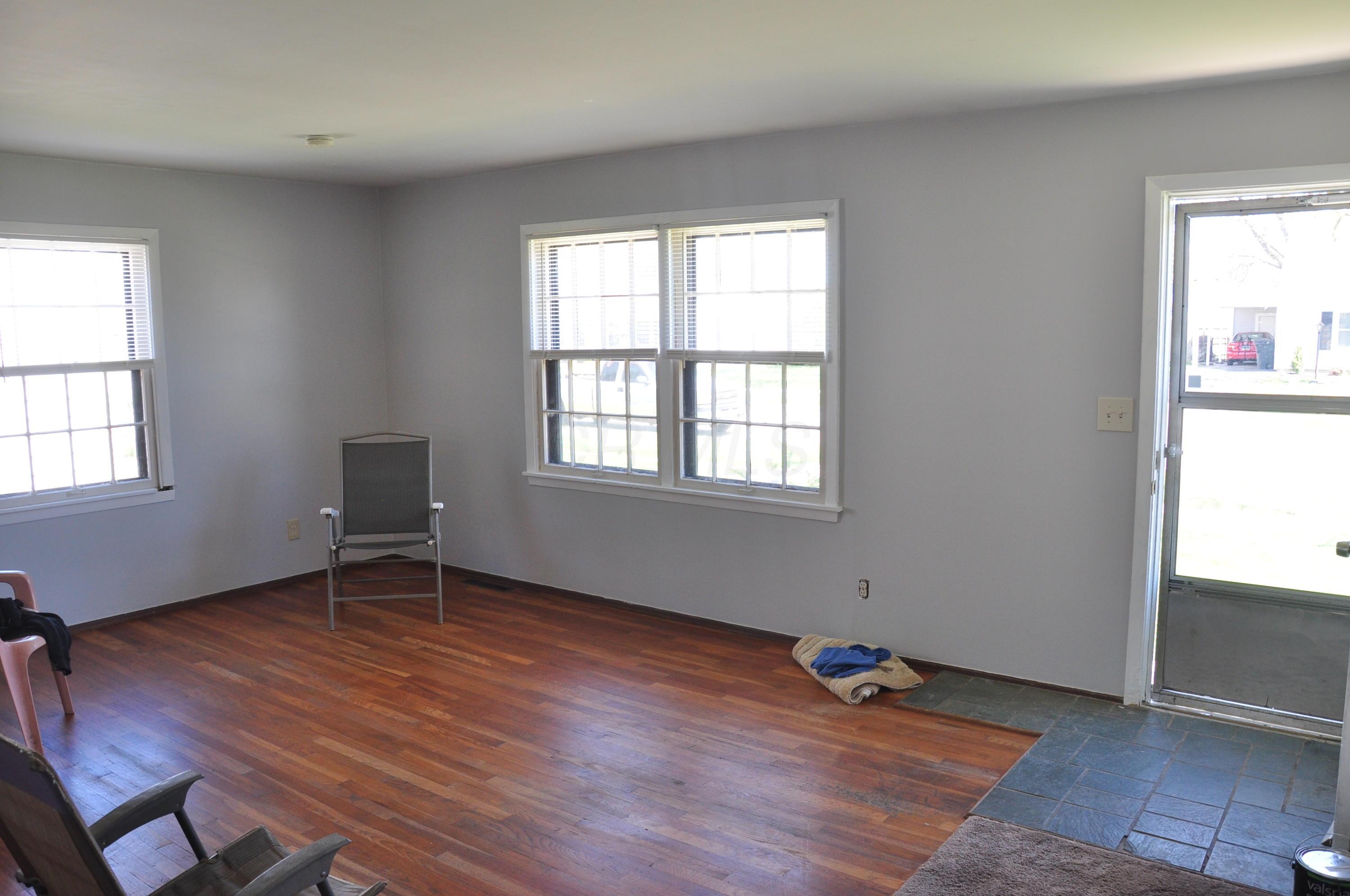 249 Sturbridge Road Columbus, OH 43228 - Photo 3 of 7