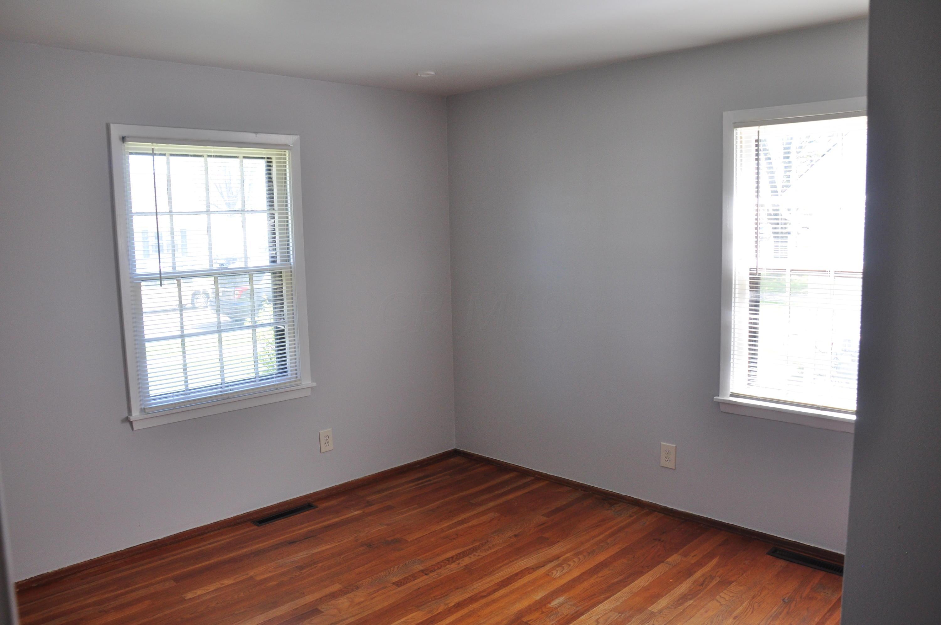 249 Sturbridge Road Columbus, OH 43228 - Photo 5 of 7