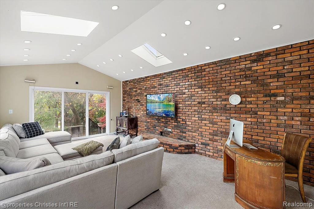 26335 Woodlore Road Franklin, MI 48025 - Photo 20 of 34