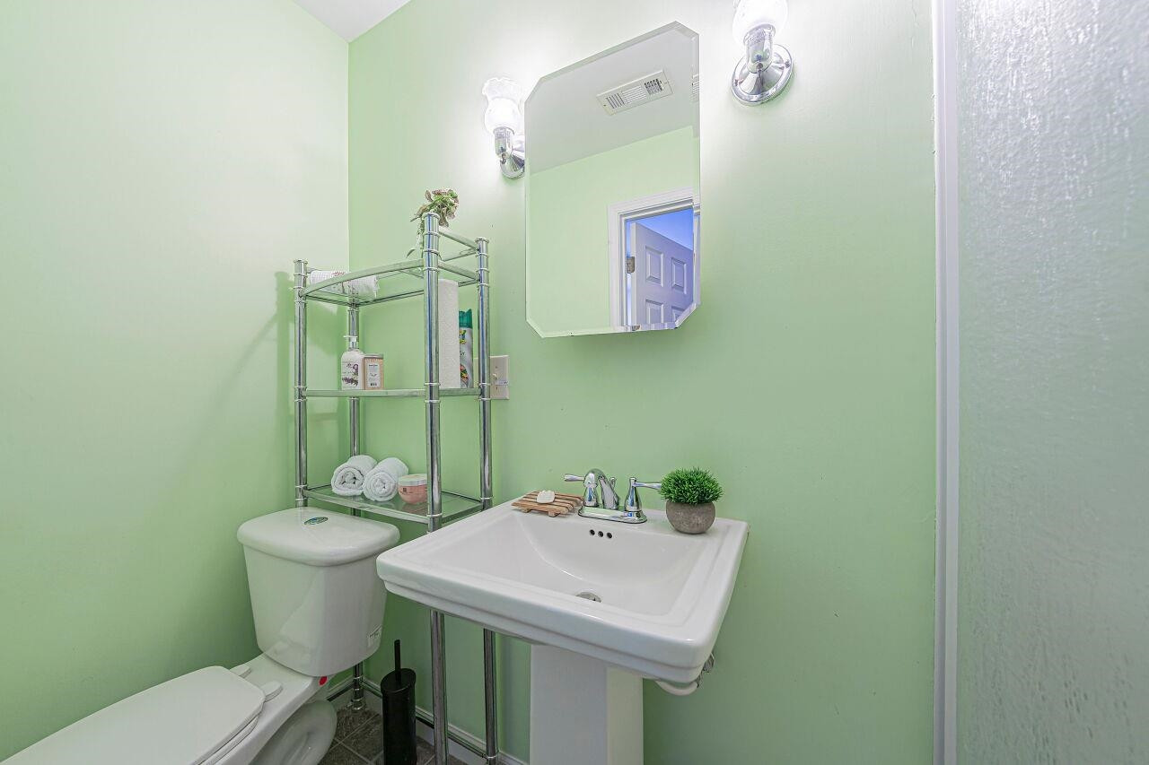 6901 Brigmore Court Raleigh, NC 27617 - Photo 23 of 25 Photo 23