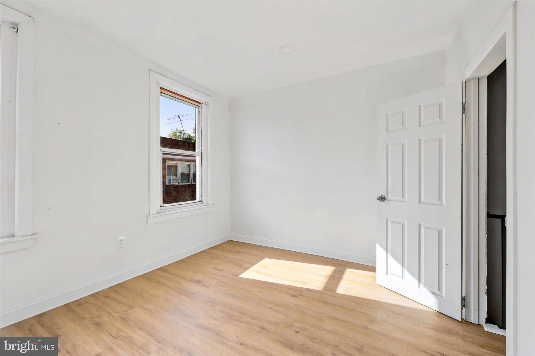 2046 South Norwood Street, Unit 2 Philadelphia, PA 19145 - Photo 8 of 17 Bright and airy blank canvas room.