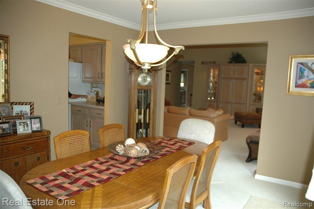 2919 Powderhorn Ridge Road Rochester, MI 48309 - Photo 10 of 23 PR2Bedrm2.jpg