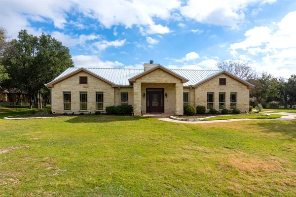 $899,500 | 1367 Indian Pass, Salado, TX 76571