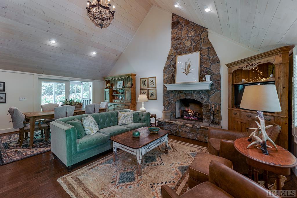 12 Azalea Road Highlands, NC 28741 - Photo 8 of 41 Gallery Image 8