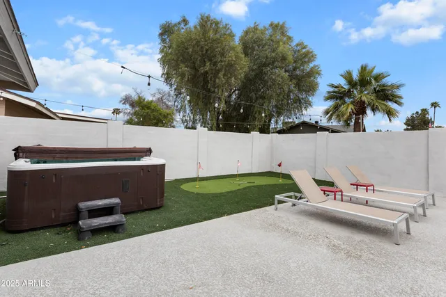 $1,099,000 | 8707 East Clarendon Avenue, Scottsdale, AZ 85251