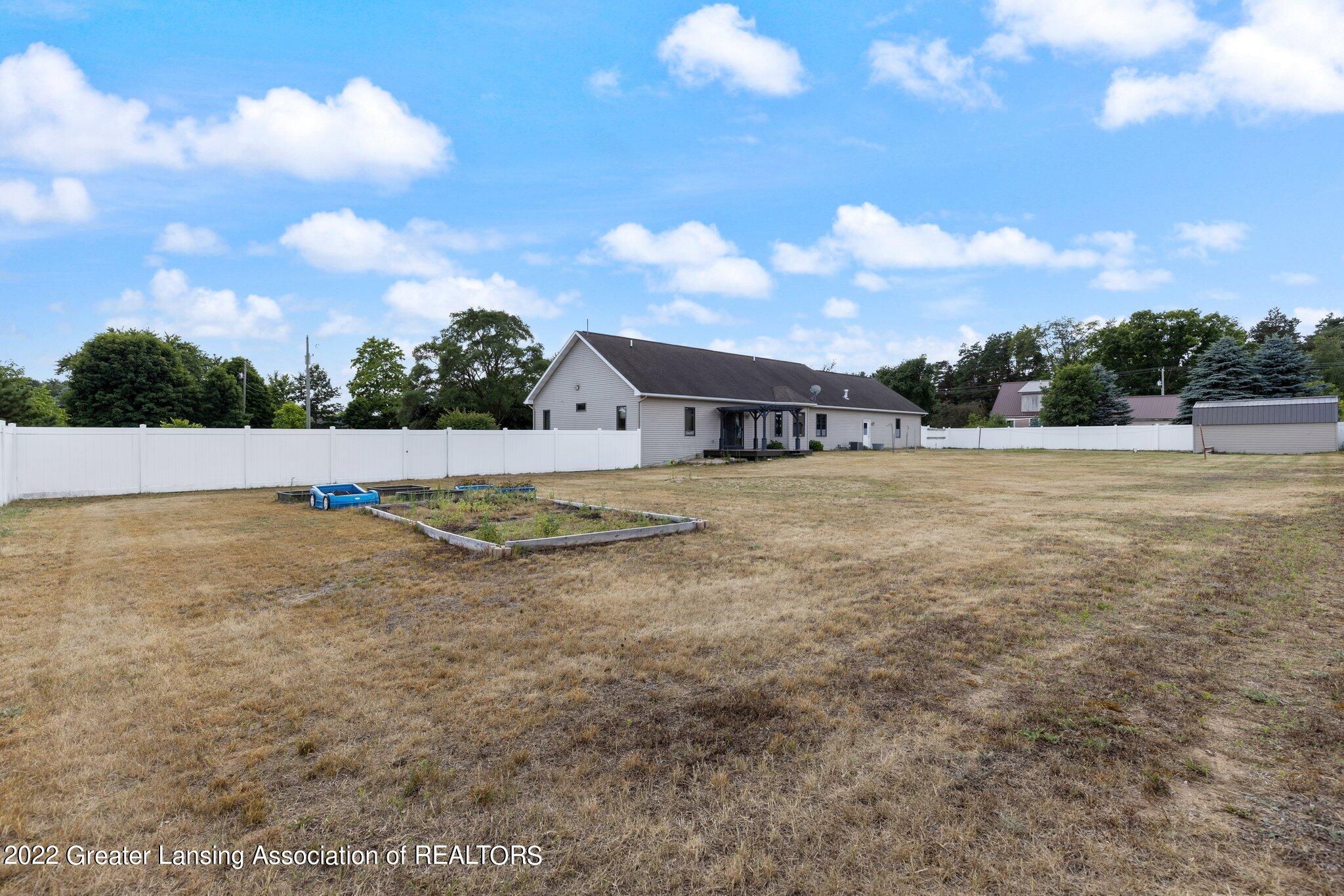 4984 West River Road Mount Pleasant, MI 48858 - Photo 41 of 44 10-web-or-mls-1P6A2018