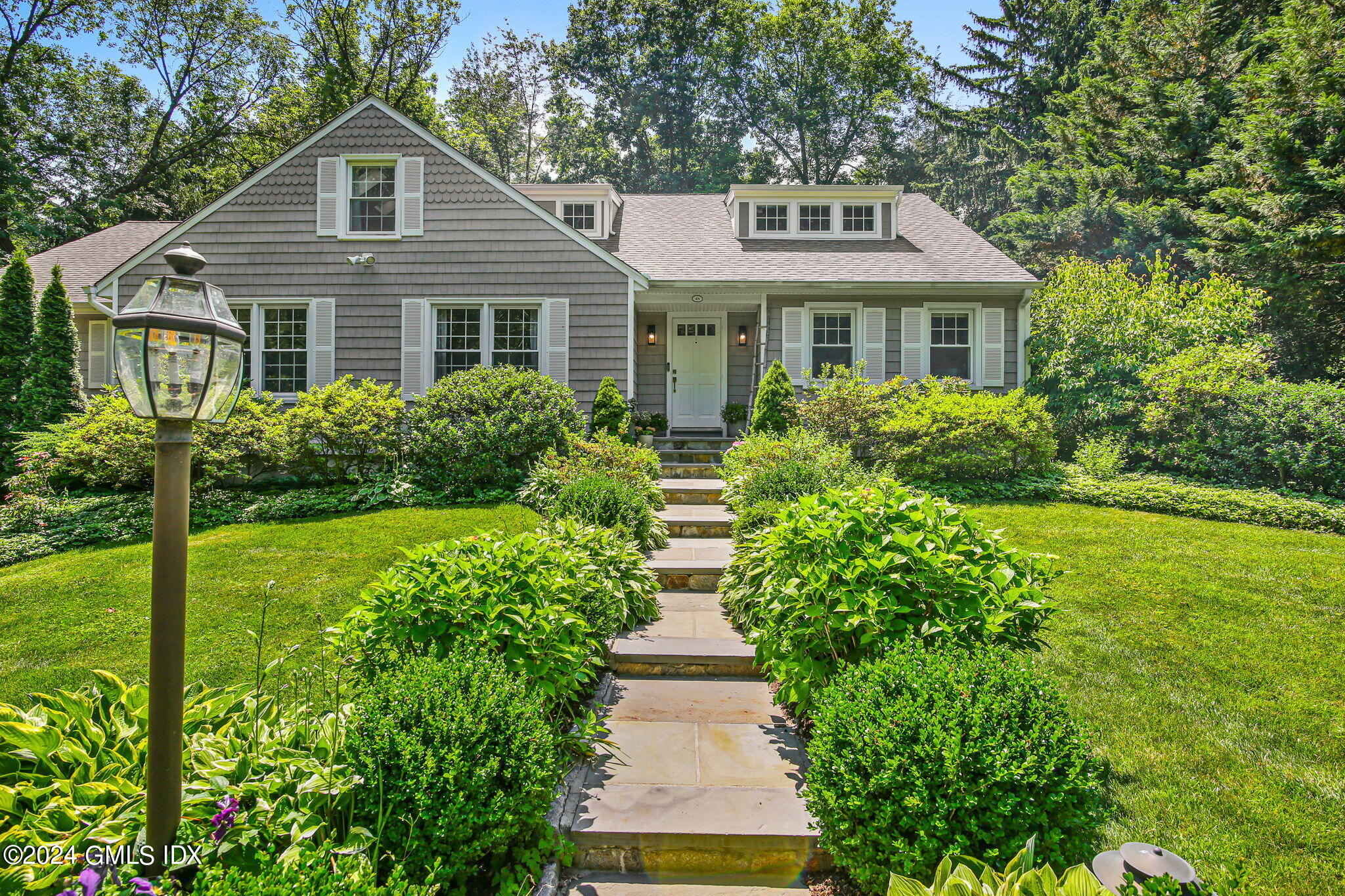 48 Glenville Road Greenwich, CT 06831 - Photo 3 of 62 57-web-or-mls-48-glenville-rd