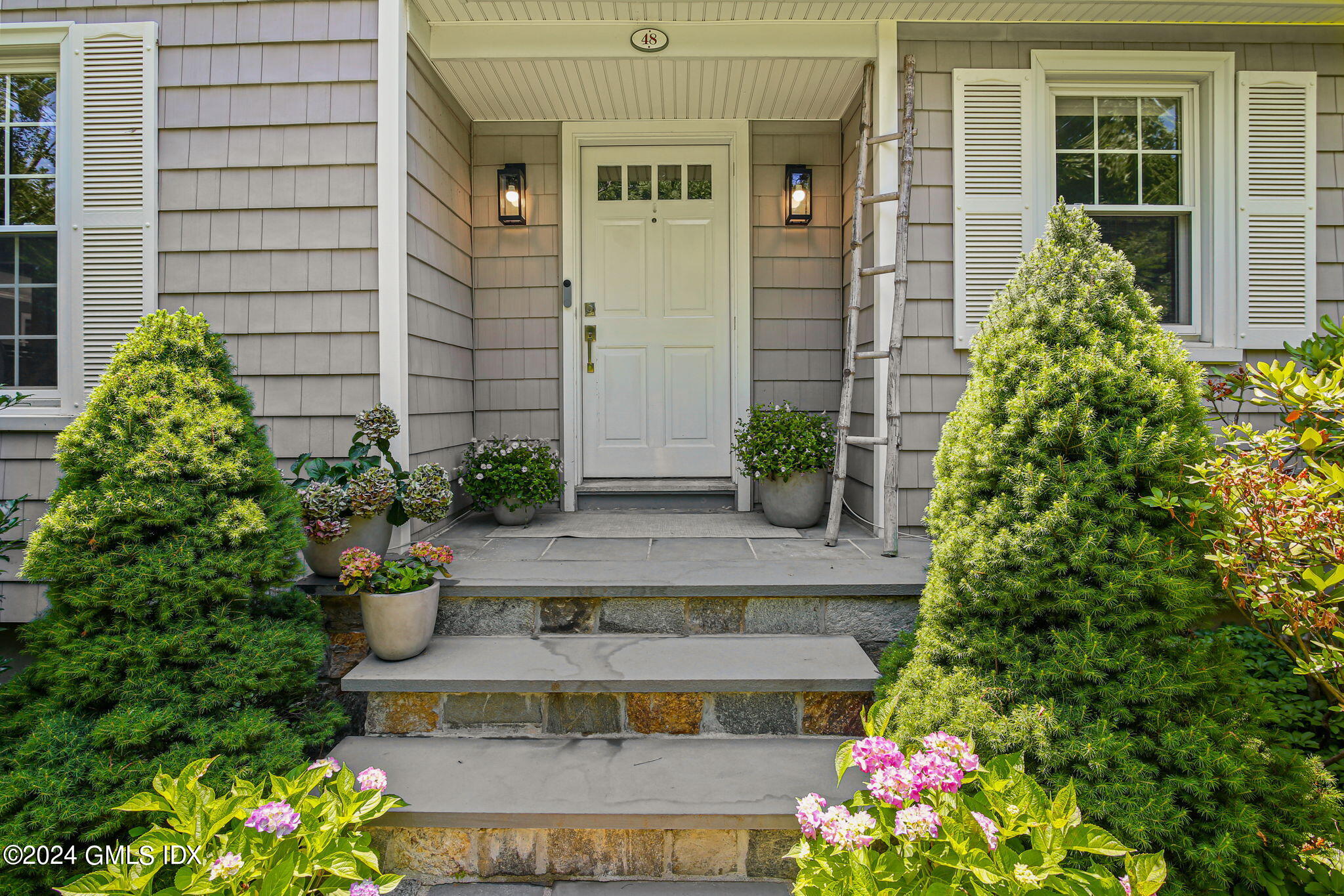 48 Glenville Road Greenwich, CT 06831 - Photo 5 of 62 1-web-or-mls-48-glenville-rd
