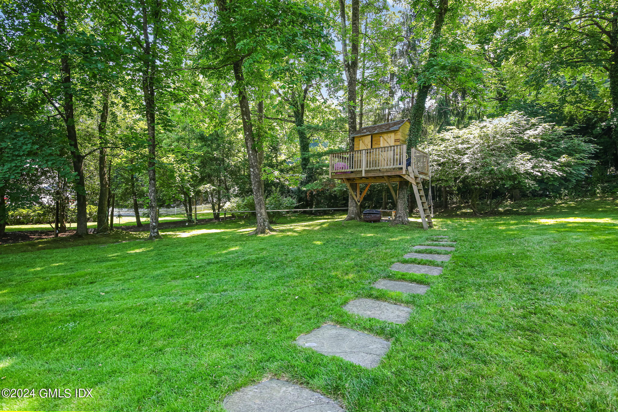 48 Glenville Road Greenwich, CT 06831 - Photo 53 of 62 65-web-or-mls-48-glenville-rd