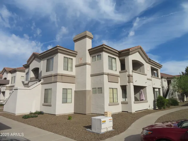 $234,900 | 1941 South Pierpont Drive, Unit 2116, Mesa, AZ 85206