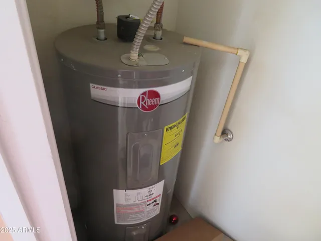 $234,900 | 1941 South Pierpont Drive, Unit 2116, Mesa, AZ 85206