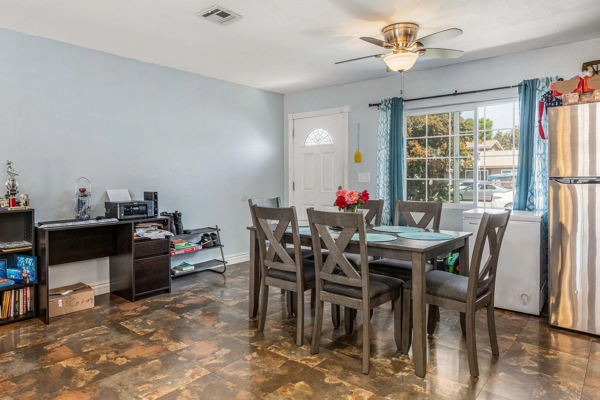 8631 Spring Vista Way Spring Valley, CA 91977 - Photo 3 of 21 Gallery Image 3