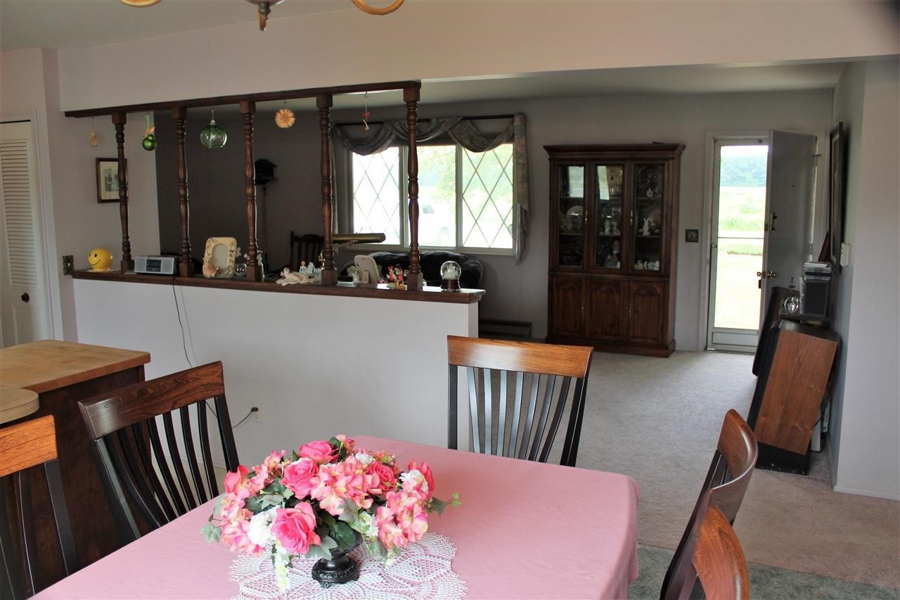 13436 Moorish Road Birch Run, MI 48415 - Photo 7 of 26 21484203-6.JPG