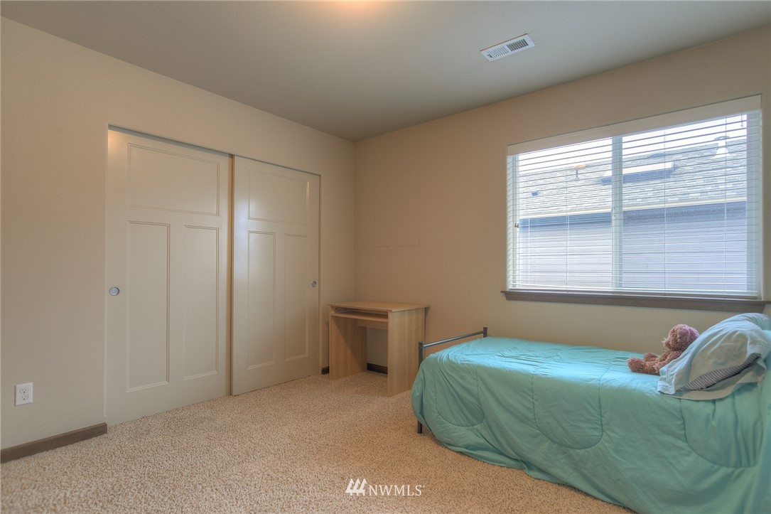 4752 Rochelle Street Southeast Lacey, WA 98503 - Photo 18 of 20 Gallery Image 18