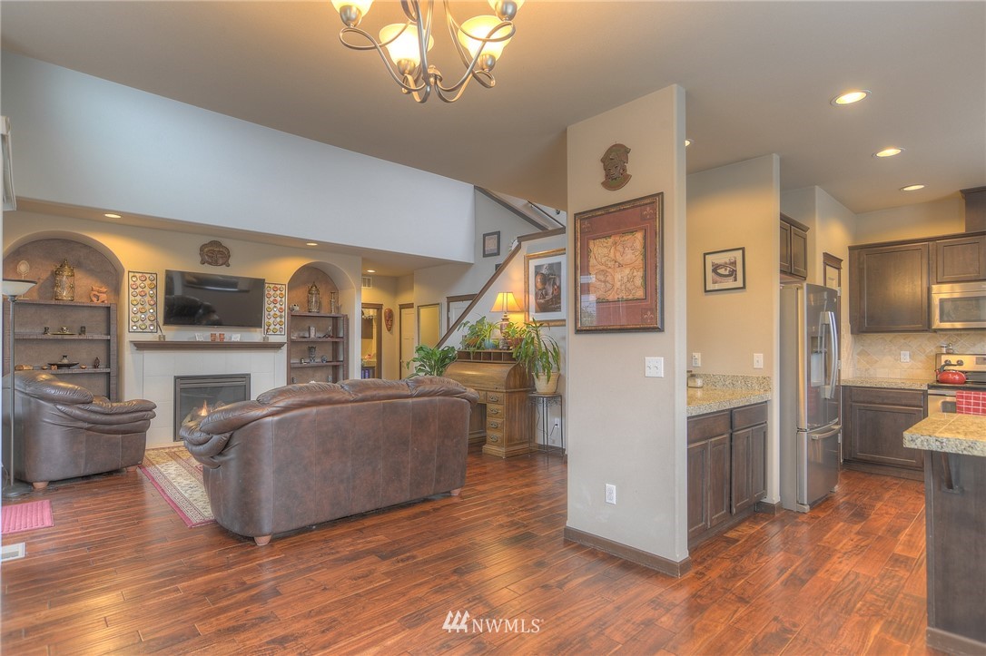 4752 Rochelle Street Southeast Lacey, WA 98503 - Photo 5 of 20 Gallery Image 5