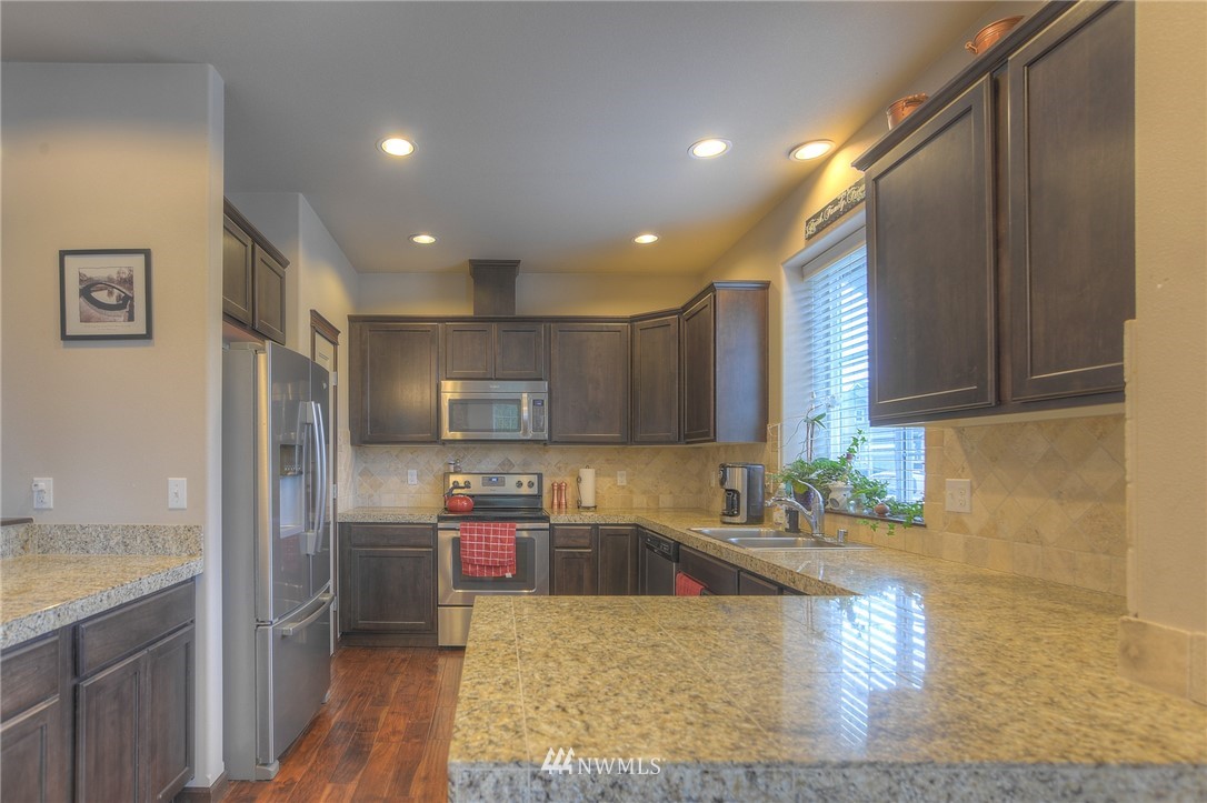 4752 Rochelle Street Southeast Lacey, WA 98503 - Photo 8 of 20 Gallery Image 8