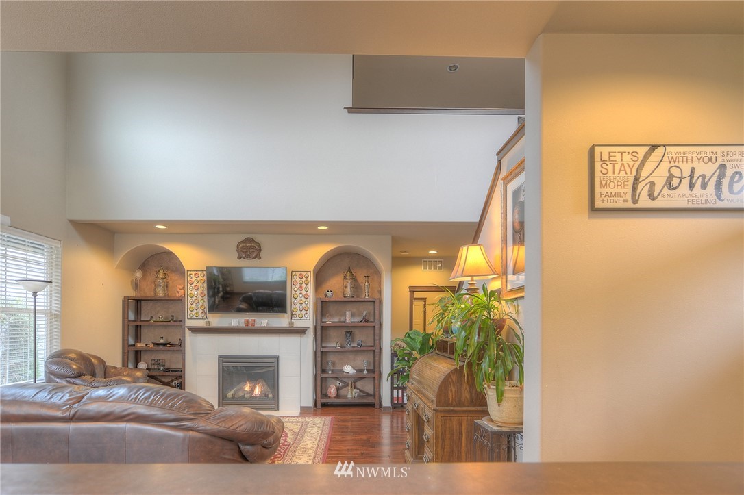 4752 Rochelle Street Southeast Lacey, WA 98503 - Photo 10 of 20 Gallery Image 10