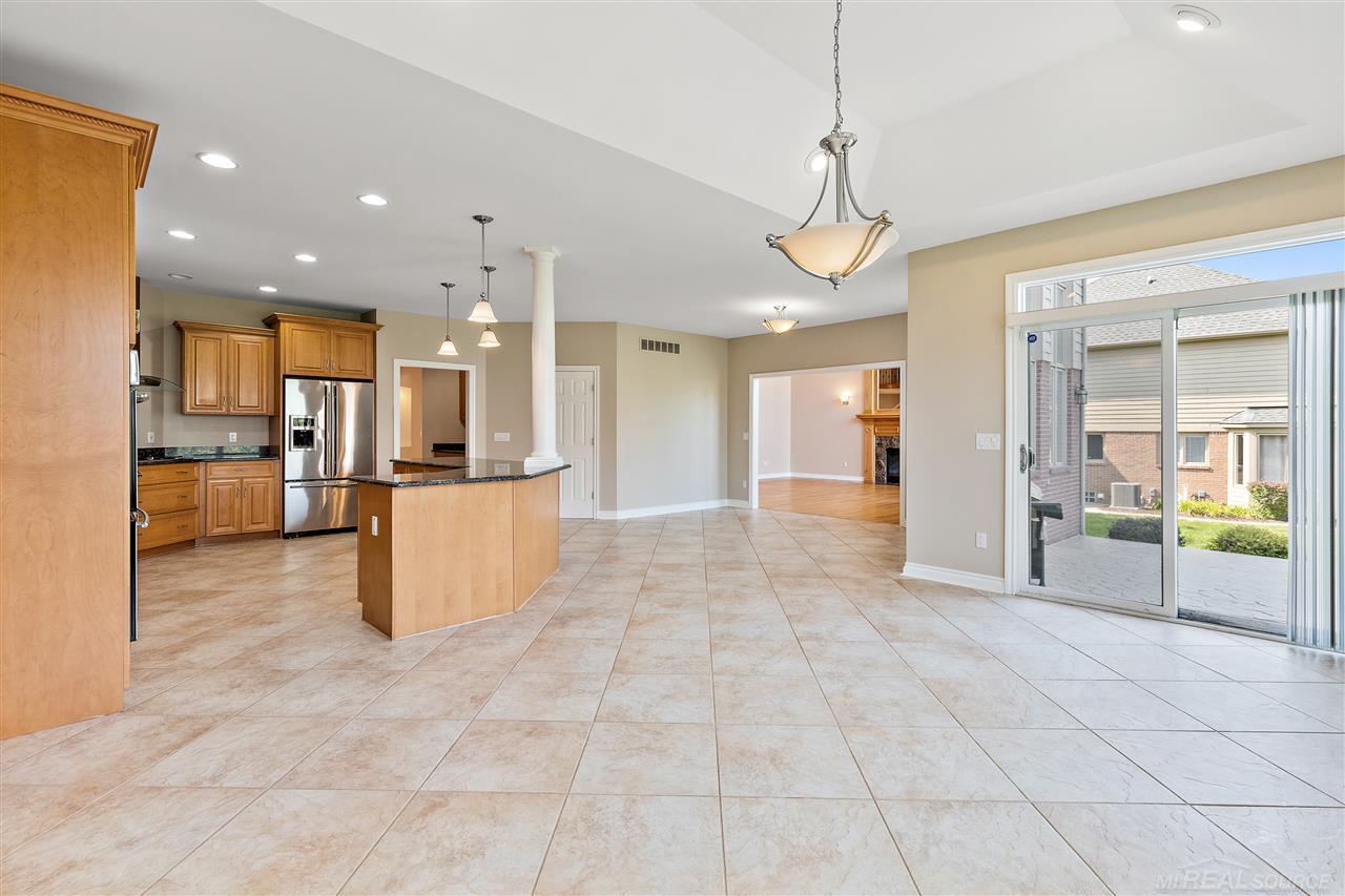 1158 Rochelle Park Drive Rochester Hills, MI 48309 - Photo 33 of 59