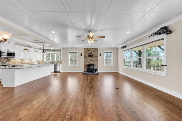 $649,000 | 234 Lookout View Drive, Jasper, TN 37347