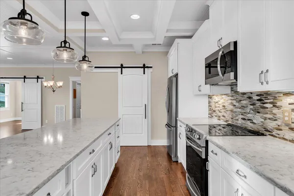 $649,000 | 234 Lookout View Drive, Jasper, TN 37347