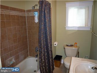 103 East Chelton Road Brookhaven, PA 19015 - Photo 10 of 12 Gallery Image 10