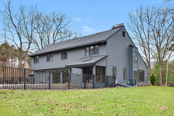 $1,349,999 | 400 Greentree Lane Northeast, Ada, MI 49301