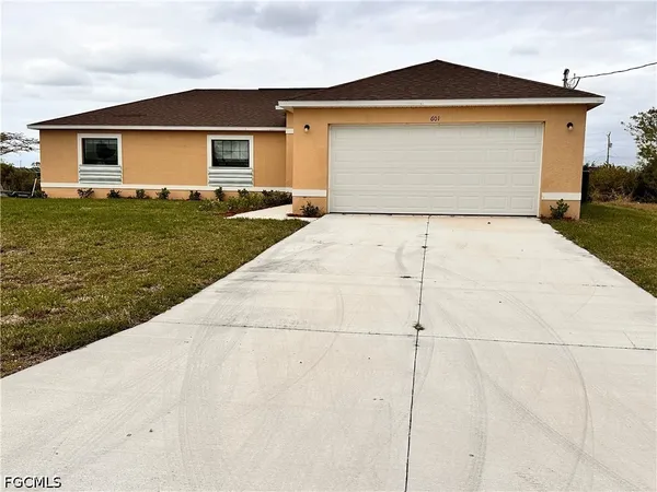 $1,900 | 601 Northeast 11th Terrace, Cape Coral, FL 33909