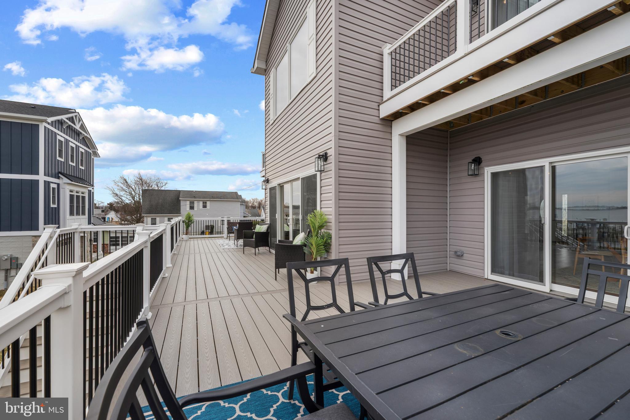 3675 1st Avenue Edgewater, MD 21037 - Photo 51 of 61 Deck 3