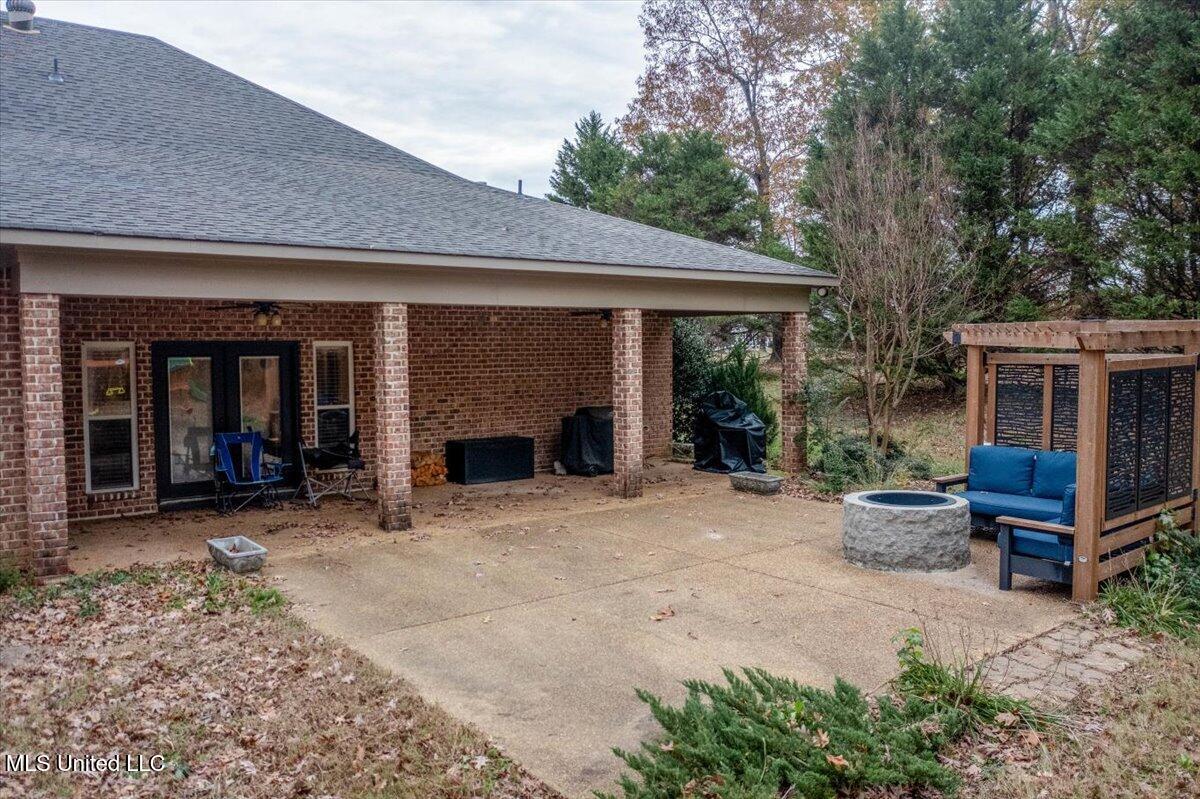 1296 Country Club Road Senatobia, MS 38668 - Photo 10 of 38 08-aerial porch