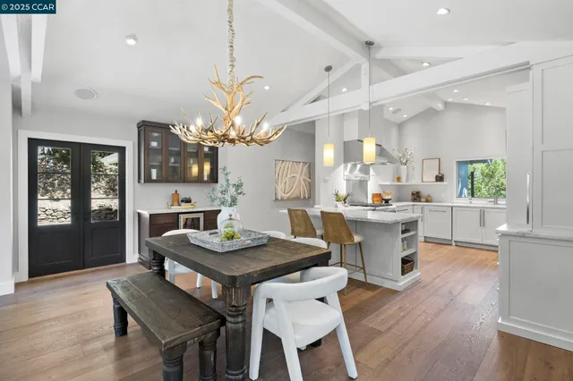 $1,829,000 | 10 Albo Court, Orinda, CA 94563