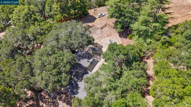 $1,829,000 | 10 Albo Court, Orinda, CA 94563