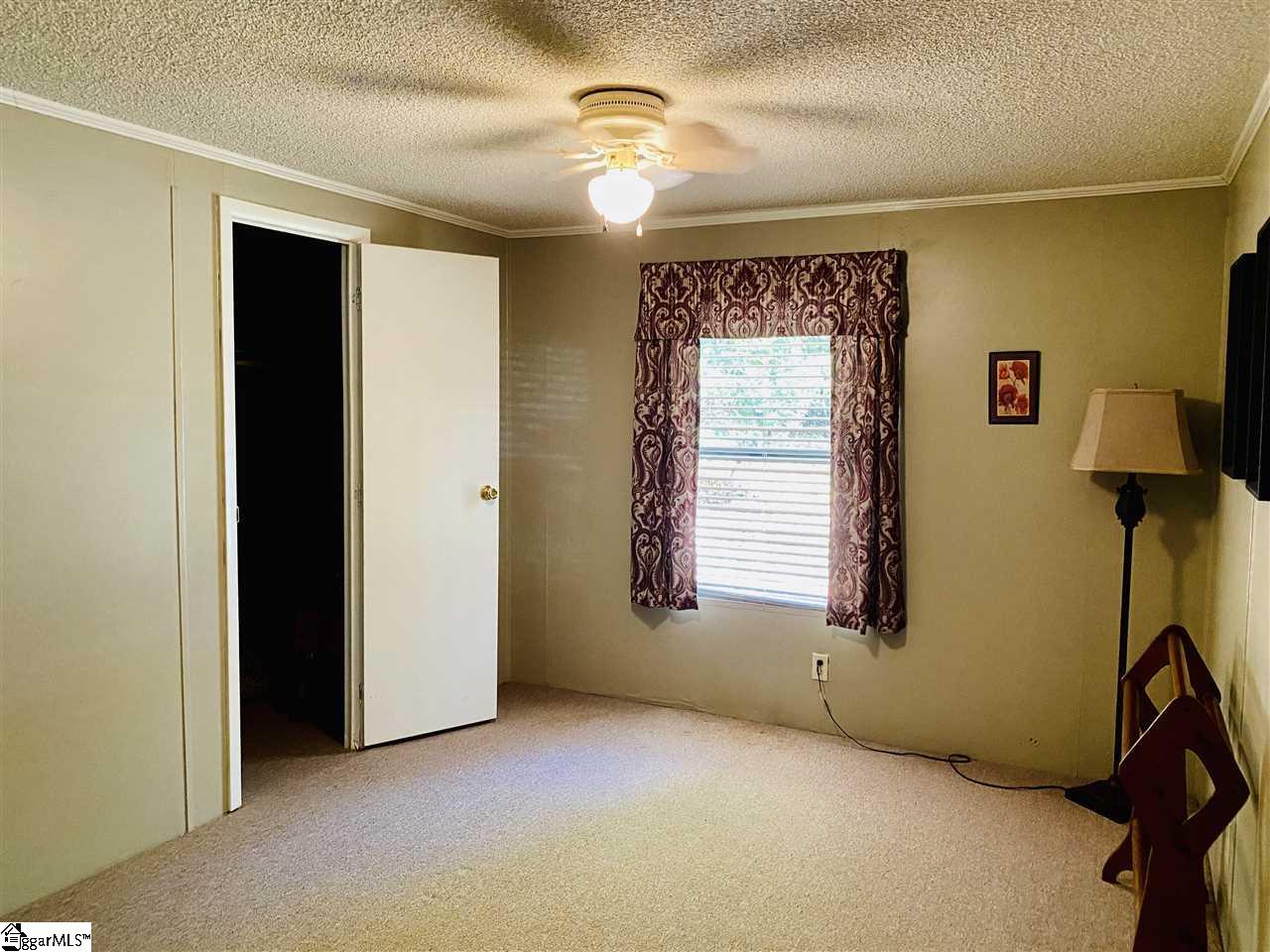 35 Lakeview Road Fountain Inn, SC 29644 - Photo 12 of 21