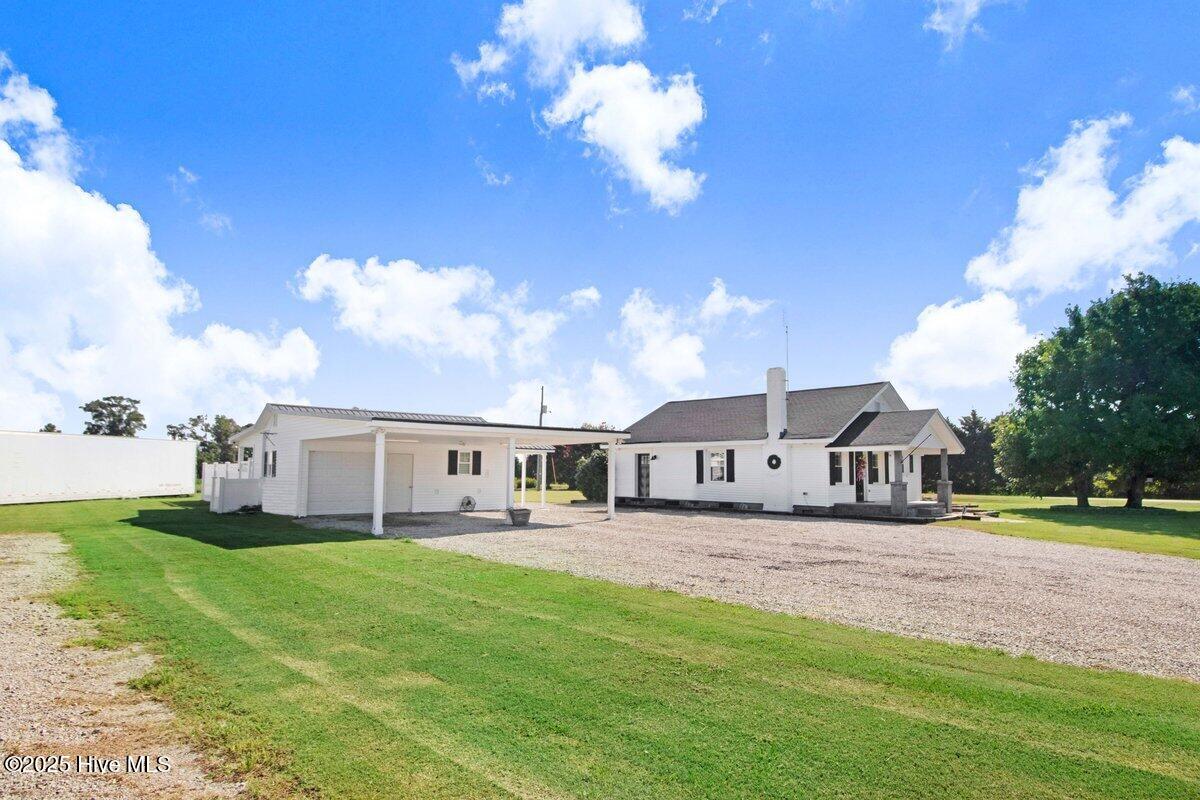 335 Willie Best Road Mount Olive, NC 28365 - Photo 4 of 38 335 Willie Best Rd-4