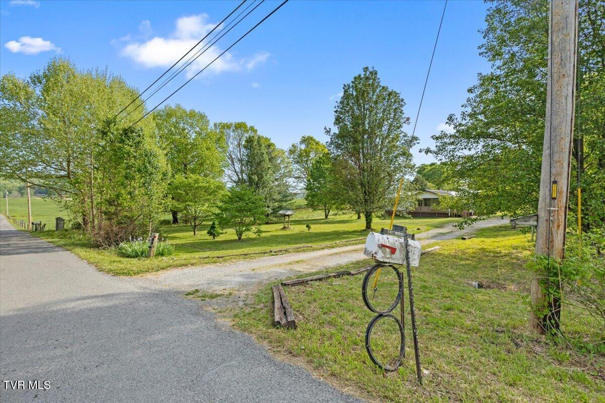 480 Russell Hill Road Speedwell, TN 37870 - Photo 30 of 37 07-128A5601