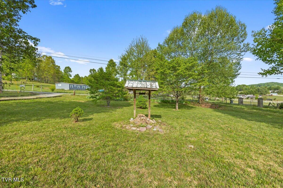 480 Russell Hill Road Speedwell, TN 37870 - Photo 31 of 37 06-128A5598