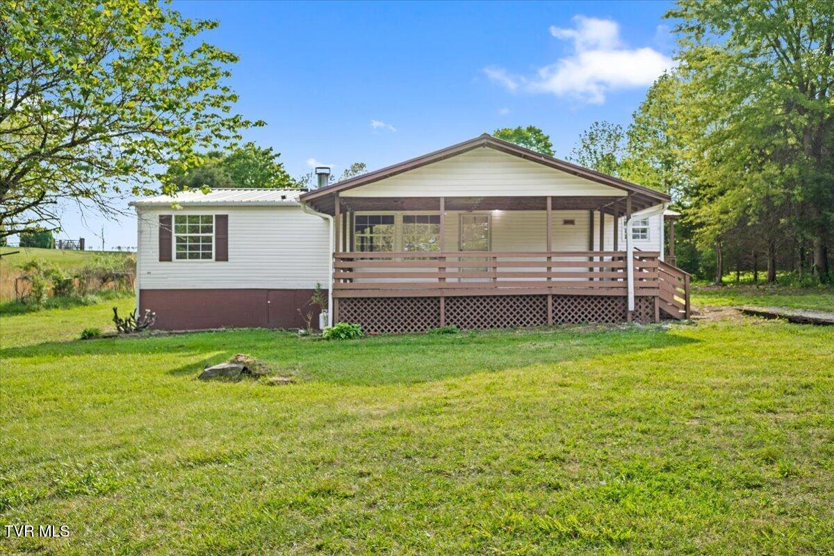 480 Russell Hill Road Speedwell, TN 37870 - Photo 32 of 37 05-128A5595