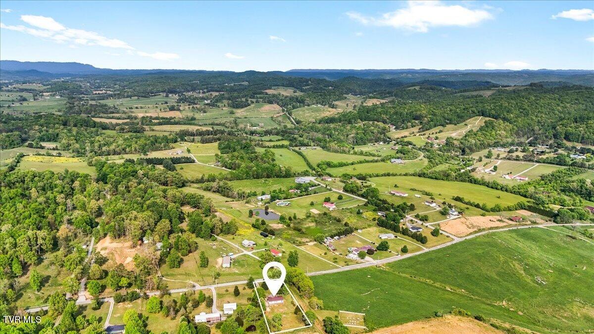 480 Russell Hill Road Speedwell, TN 37870 - Photo 35 of 37 36-DJI_20260424171500_0464_D
