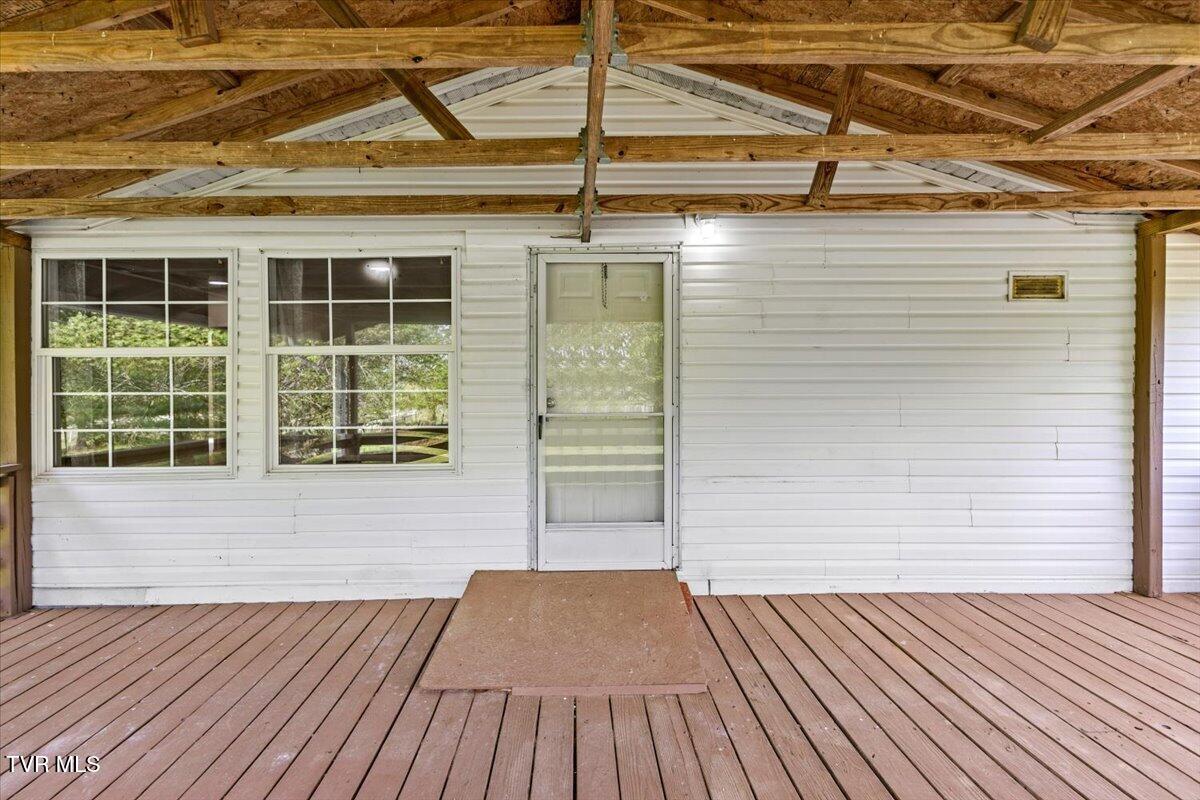 480 Russell Hill Road Speedwell, TN 37870 - Photo 6 of 37 14-128A5624