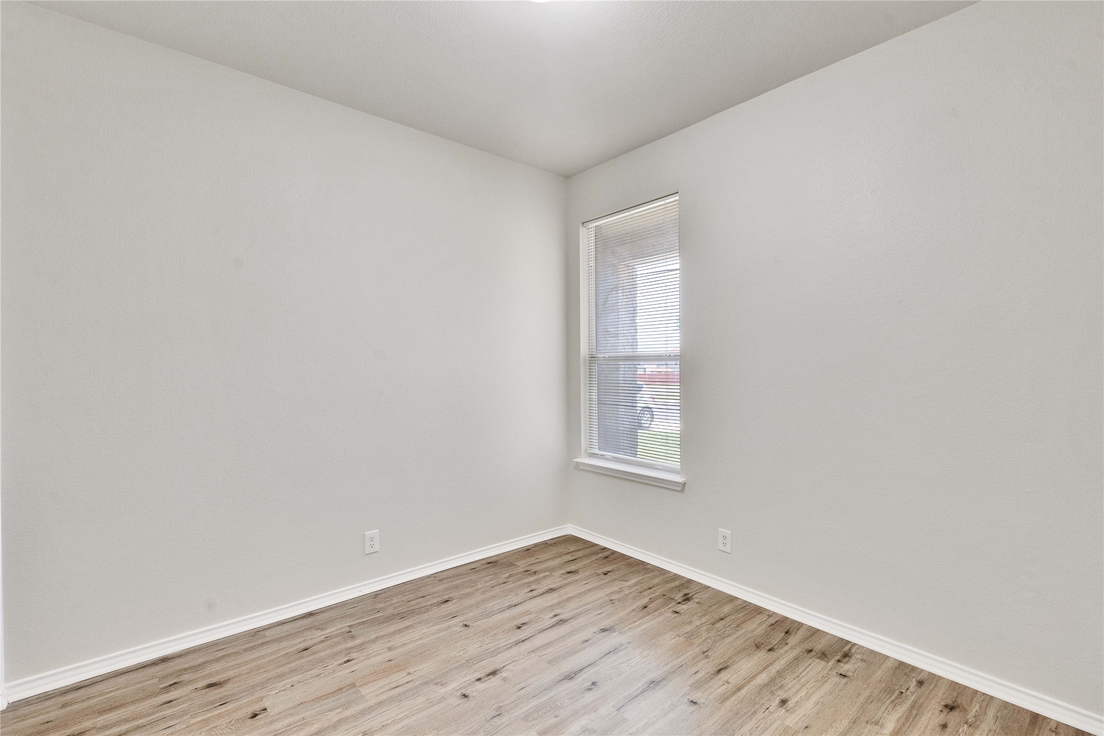 521 New Country Road Kyle, TX 78640 - Photo 23 of 37 Gallery Image 23