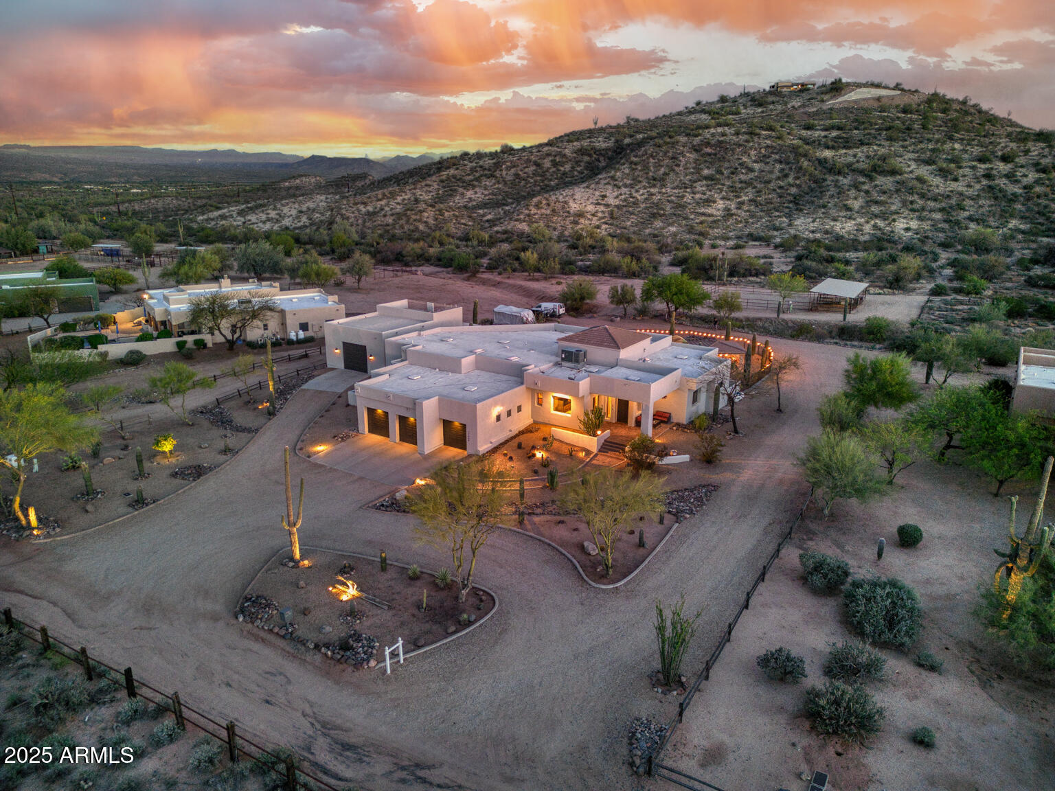 17449 East Quail Track Road Rio Verde, AZ 85263 - Photo 2 of 48 17449 E Quail Track Rd - 703