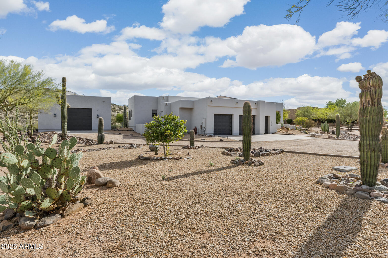 17449 East Quail Track Road Rio Verde, AZ 85263 - Photo 44 of 48 a view of a backyard