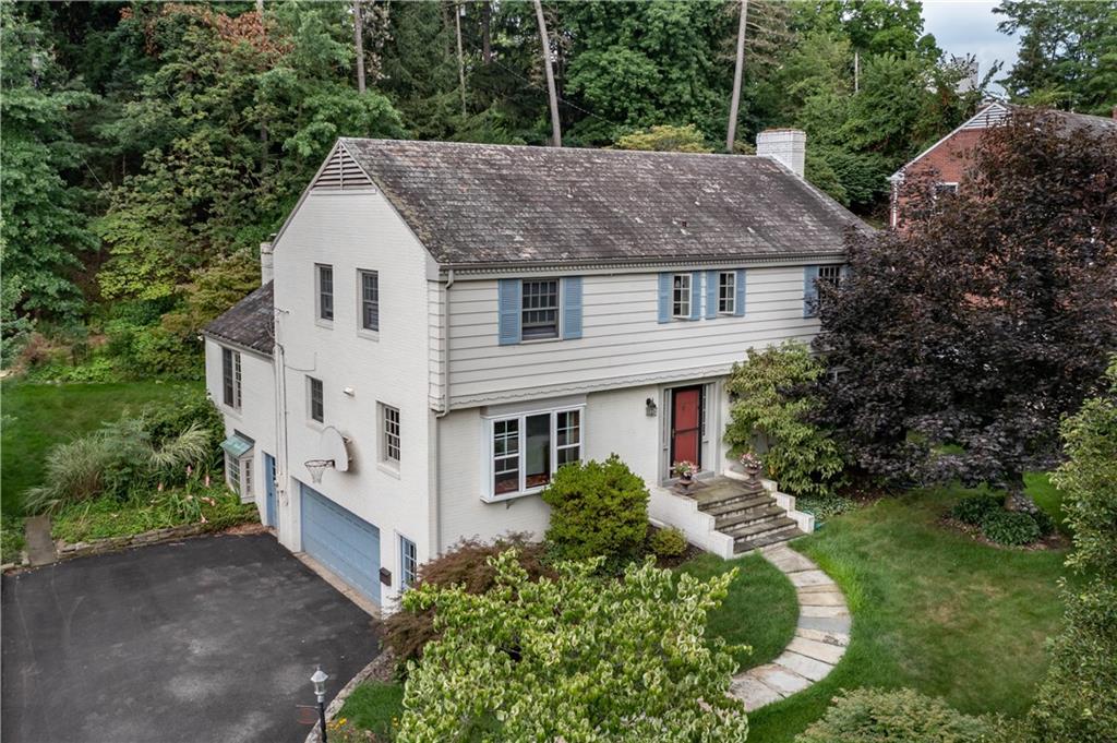 709 Pinetree Road Pittsburgh, PA 15243 - Photo 1 of 25 Gallery Image 1