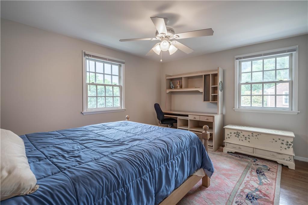 709 Pinetree Road Pittsburgh, PA 15243 - Photo 18 of 25 Gallery Image 18