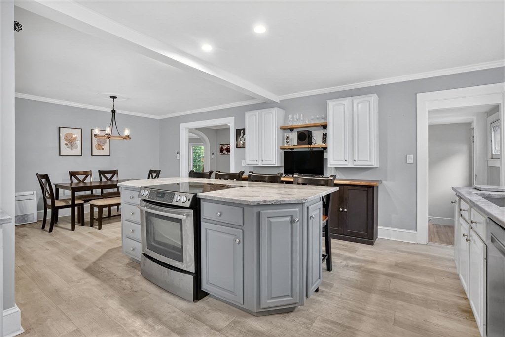 158 Wenonah Road Longmeadow, MA 01106 - Photo 4 of 35