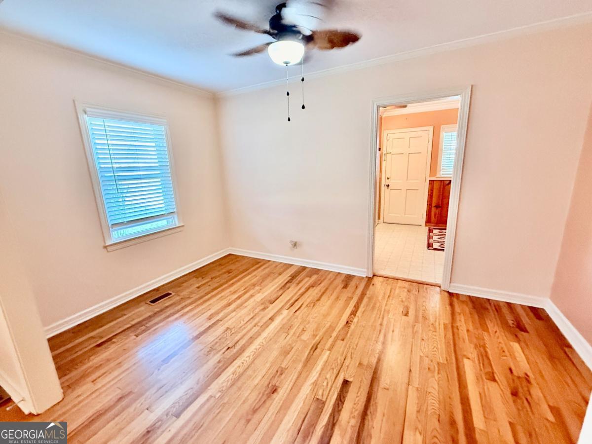 313 Forrest Avenue Adel, GA 31620 - Photo 4 of 12