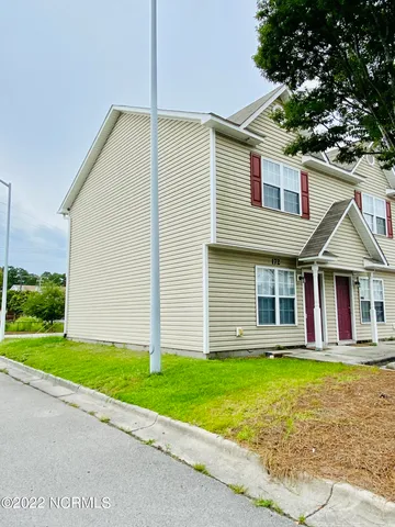 $1,100 | 172 Cornerstone Place, Jacksonville, NC 28546